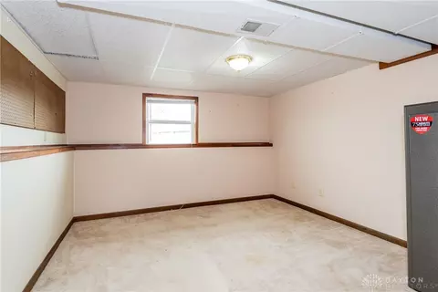 Bedroom - 929 N Tecumseh Rd, Springfield, OH 45504 photo 1 of 7