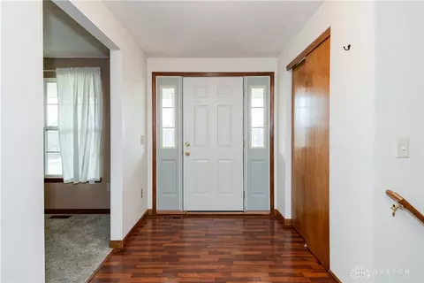 Entry Way - 929 N Tecumseh Rd, Springfield, OH 45504 photo 1 of 3