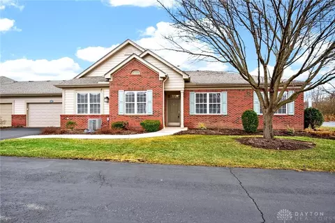 9080 Waterway Ct, Miamisburg, OH 45342