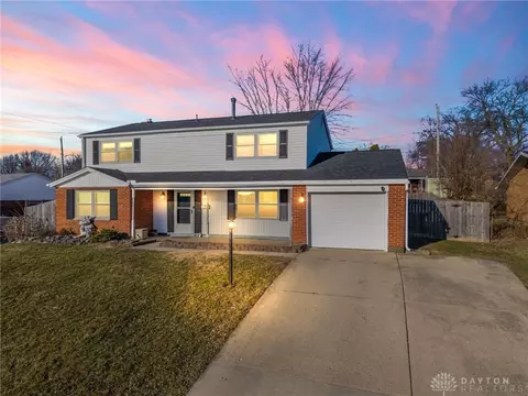 5917 Longford Rd, Huber Heights, OH 45424
