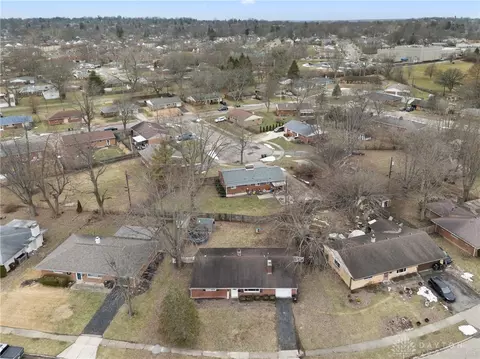 View/Area - 2267 Yorkshire Pl, Kettering, OH 45419 photo 2 of 3