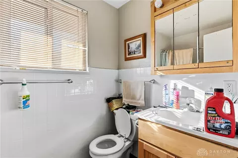 Bath - 2267 Yorkshire Pl, Kettering, OH 45419 photo 1 of 1