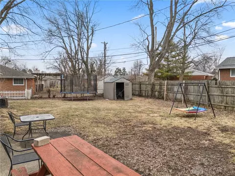 Exterior - 2267 Yorkshire Pl, Kettering, OH 45419 photo 6 of 6