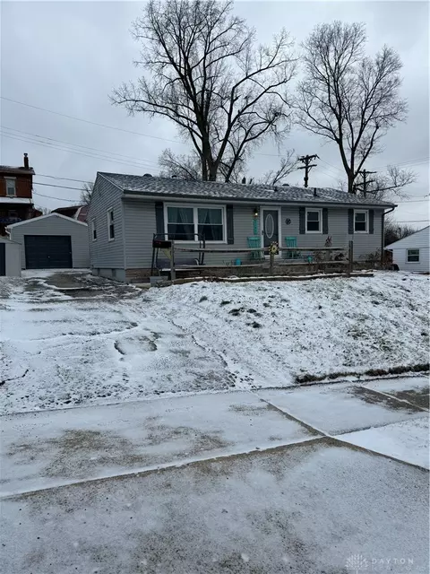 2147 Neff Rd, Dayton, OH 45414