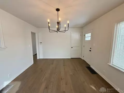 1329 Lamar Dr, Springfield, OH 45504 photo 6