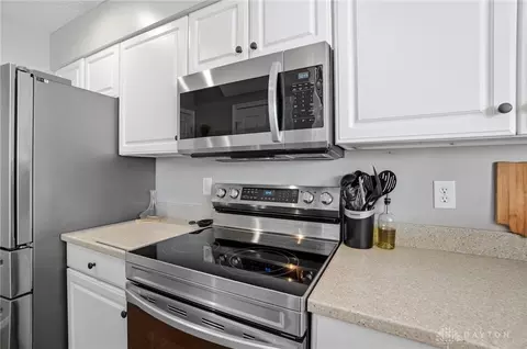 Kitchen - 4019 Fieldsedge Dr, Mason, OH 45040 photo 4 of 6