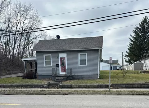 249 N High St, Covington, OH 45318