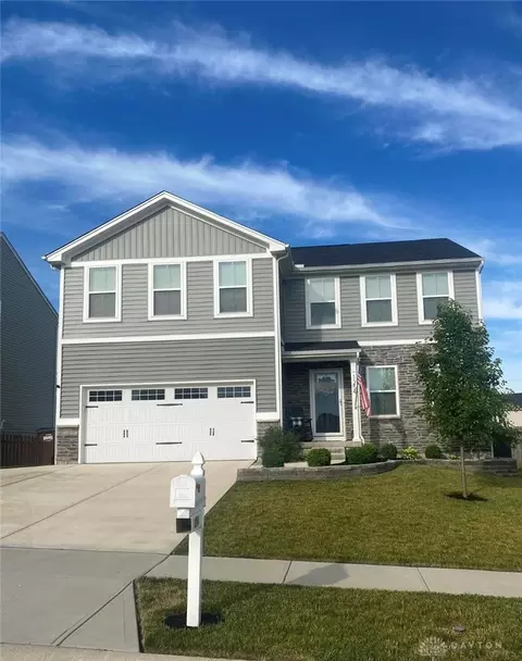 1254 Prem Pl, Xenia, OH 45385