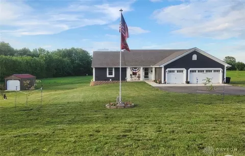 1727 Stingley Rd, Wilmington, OH 45177