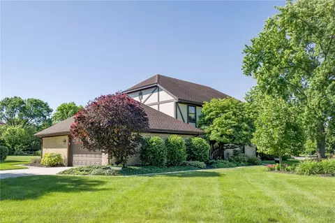 7580 Turtle Creek Dr, Dayton, OH 45414