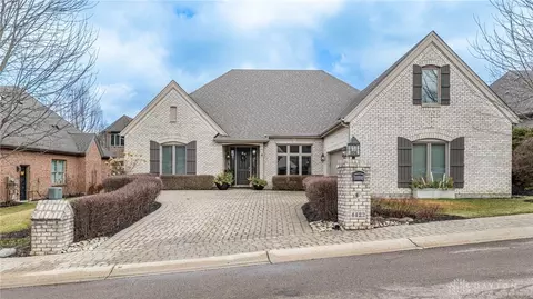 4422 Toulouse Cir, Kettering, OH 45429