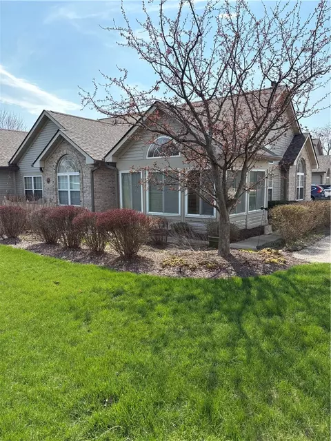 2151 Willow Run Cir, Enon, OH 45323