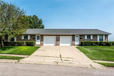 470 Georgetown Dr, Lebanon, OH 45036