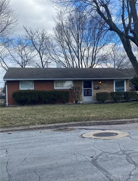 27 Arthur Ave, Miamisburg, OH 45342