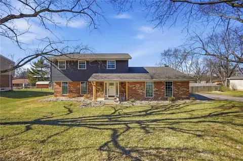 9725 Sheehan Rd, Centerville, OH 45458