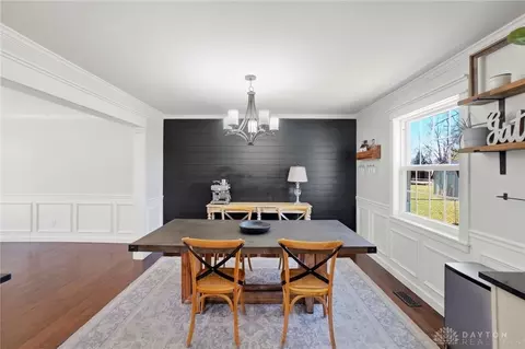 Dining - 9725 Sheehan Rd, Centerville, OH 45458 photo 1 of 1