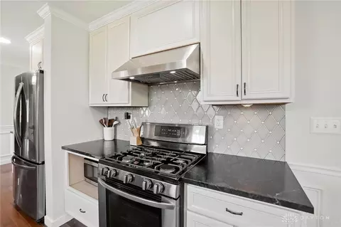 Kitchen - 9725 Sheehan Rd, Centerville, OH 45458 photo 6 of 6