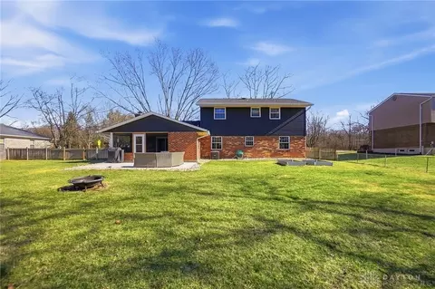 Exterior - 9725 Sheehan Rd, Centerville, OH 45458 photo 9 of 13