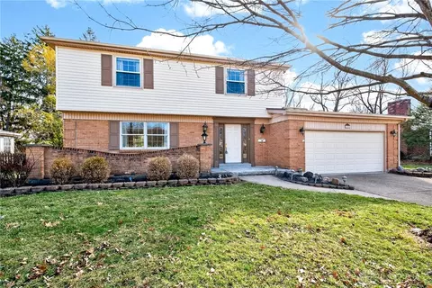 5172 Polen Dr, Dayton, OH 45440