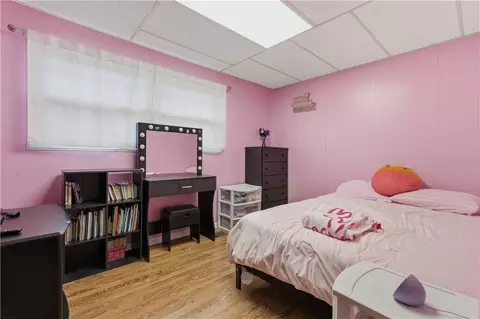 Bedroom - 6000 Sharp Rd, Dayton, OH 45432 photo 1 of 6