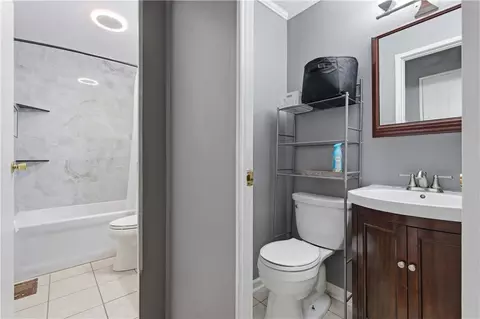 Bath - 6000 Sharp Rd, Dayton, OH 45432 photo 1 of 2
