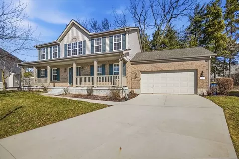 6822 Wintergreen Pl, Huber Heights, OH 45424
