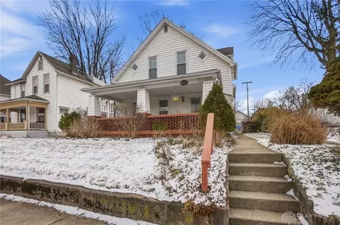 Exterior - 920 Oak St, Springfield, OH 45505 photo 3 of 6