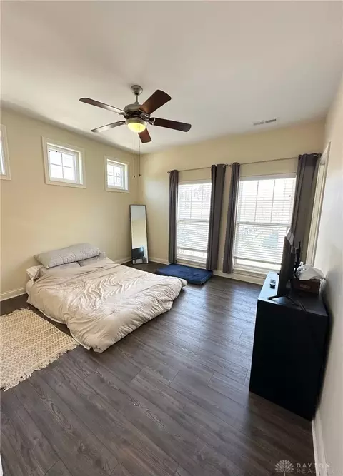 Bedroom - 199 E Rochelle St #I199, Cincinnati, OH 45219 photo 1 of 2
