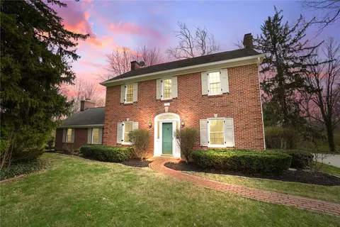 662 Nutt Rd, Washington Township, OH 45458
