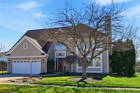 1914 Home Path Ct, Centerville, OH 45459