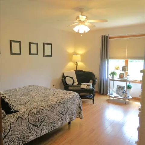 Bedroom - 13400 Whitefeather, Anna, OH 45302 photo 2 of 5