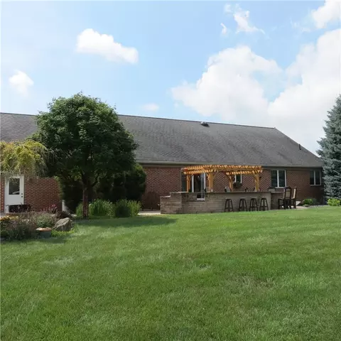 Exterior - 13400 Whitefeather, Anna, OH 45302 photo 6 of 9