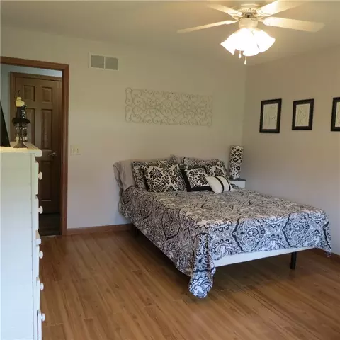 Bedroom - 13400 Whitefeather, Anna, OH 45302 photo 3 of 5