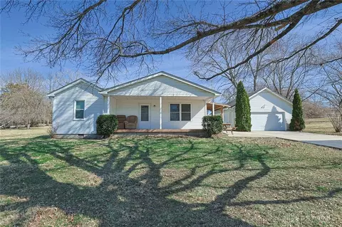 5604 State Route 123, Franklin, OH 45005