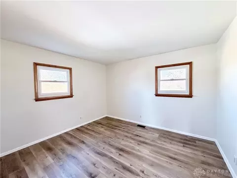 Bedroom - 518 Hazelbrook Ave, Springfield, OH 45506 photo 2 of 2