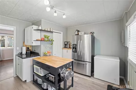 Kitchen - 2804 Lowman St, Springfield, OH 45505 photo 2 of 2