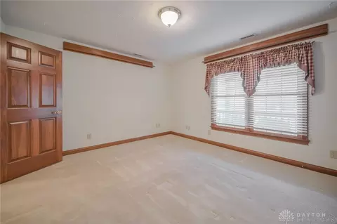 1812 Willow Lakes Dr, Springfield, OH 45502 photo 18