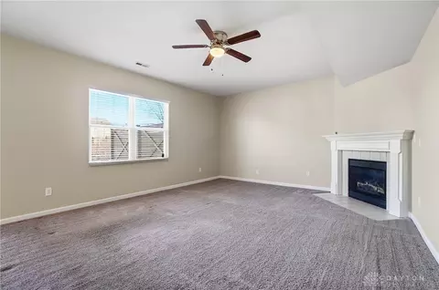 Living - 7462 Heaton Cir, Maineville, OH 45039 photo 3 of 5