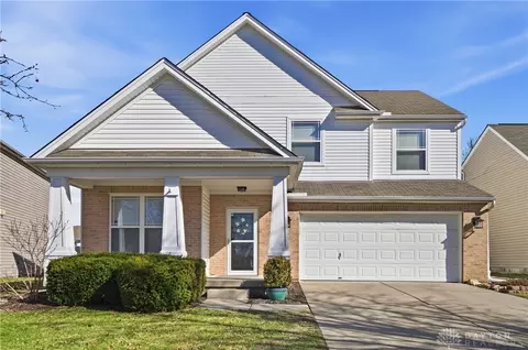 Exterior - 7462 Heaton Cir, Maineville, OH 45039 photo 2 of 12