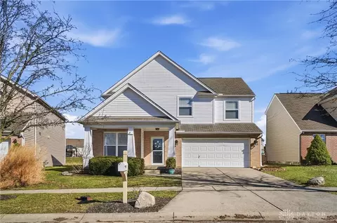 Exterior - 7462 Heaton Cir, Maineville, OH 45039 photo 4 of 12