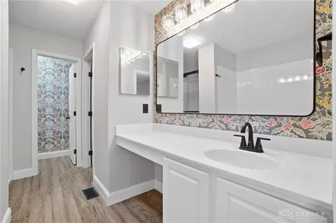 Bath - 7462 Heaton Cir, Maineville, OH 45039 photo 3 of 8