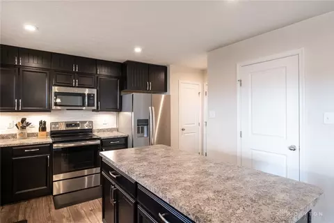 Kitchen - 2795 Kingman Dr, Xenia, OH 45385 photo 2 of 3