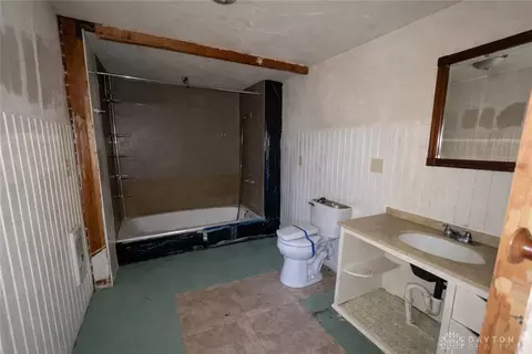 Bath - 410 N Main St, Eldorado, OH 45321 photo 1 of 3