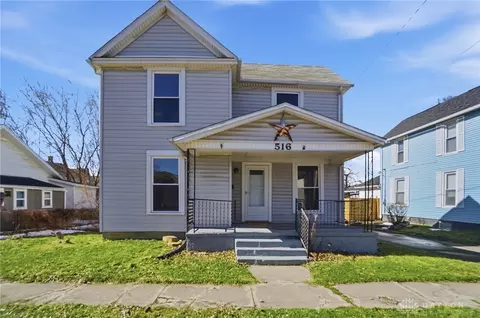 516 S Madriver St, Bellefontaine, OH 43311