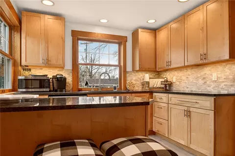 911 Devon Cir, Troy, OH 45373 photo 14