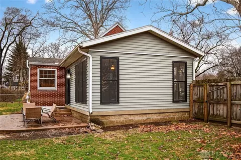 911 Devon Cir, Troy, OH 45373 photo 31