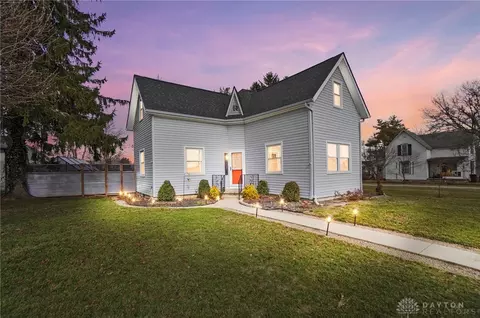 217 E Orchard St, West Manchester, OH 45382