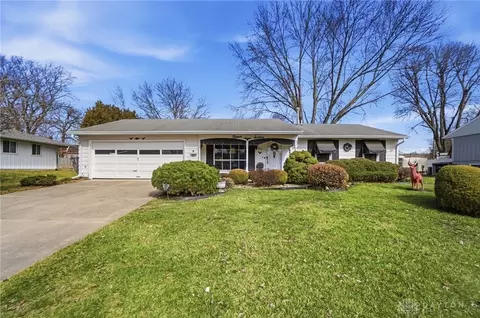 1516 Hyannis Dr, Springfield, OH 45503