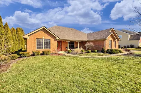3876 S Ashleaf Ln, Dayton, OH 45440