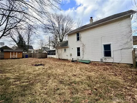 Exterior - 920 Elder St, Springfield, OH 45505 photo 3 of 5